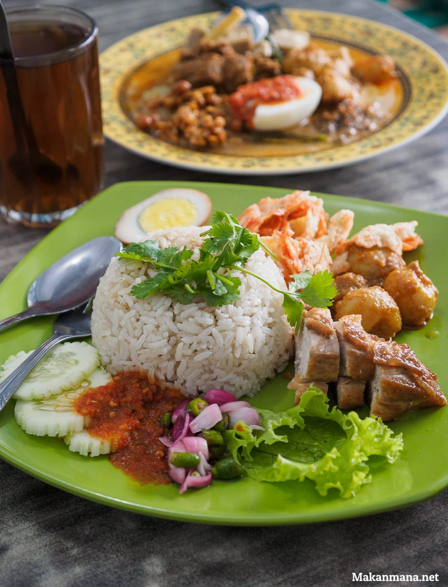 Video: Nasi Ayam Istimewa, Jalan Teuku Umar