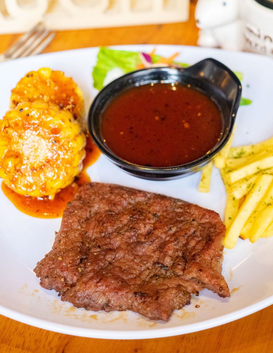 Radja Steak, Makanan Western Nggak Harus Nguras Kantong