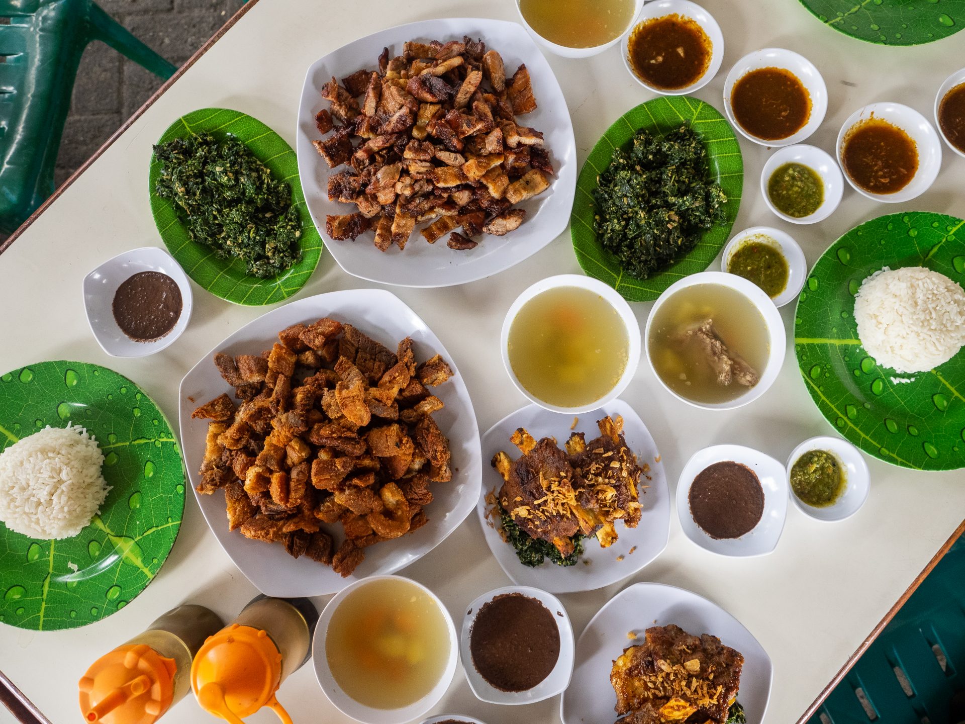 Babi Panggang Karo Seharga Hampir Setengah Juta Bikin Silap!